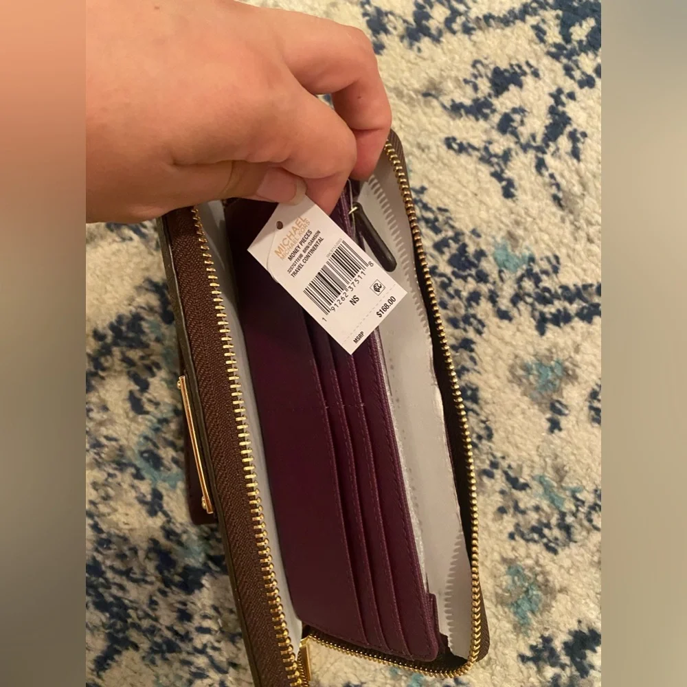 MK Travel Continental - Picture 3 of 11